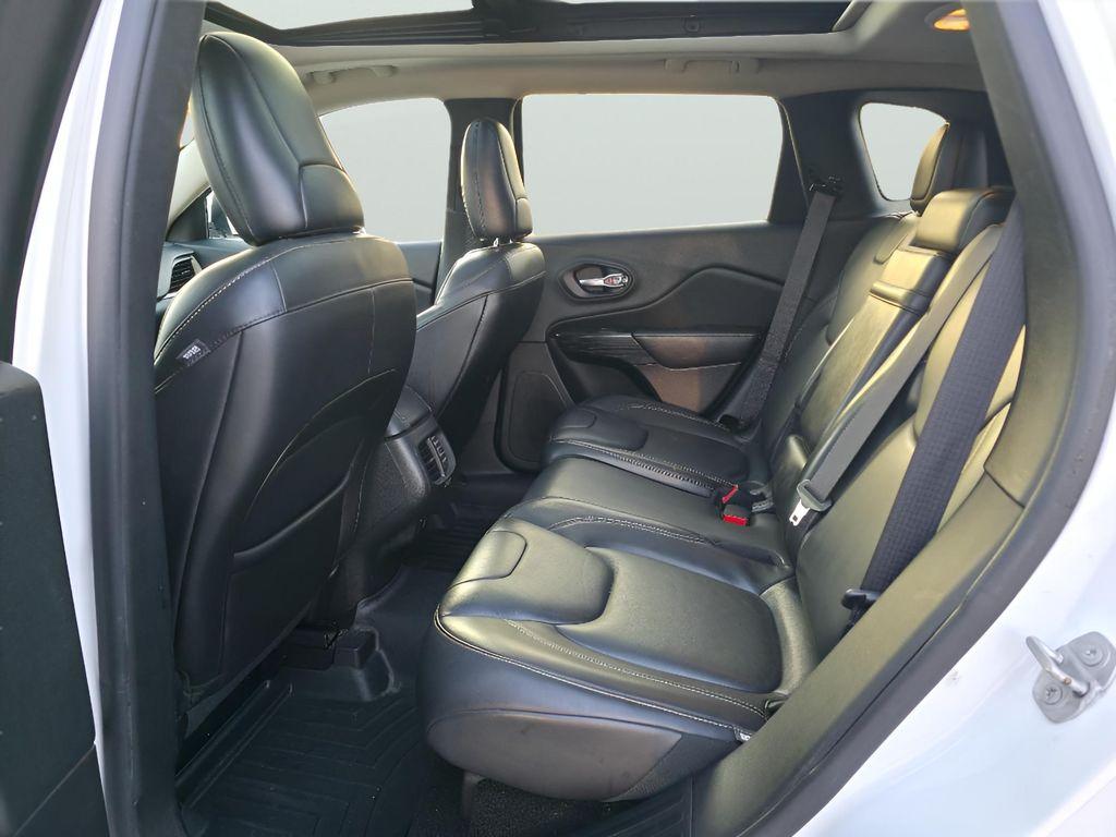 used 2016 Jeep Cherokee car, priced at $9,663