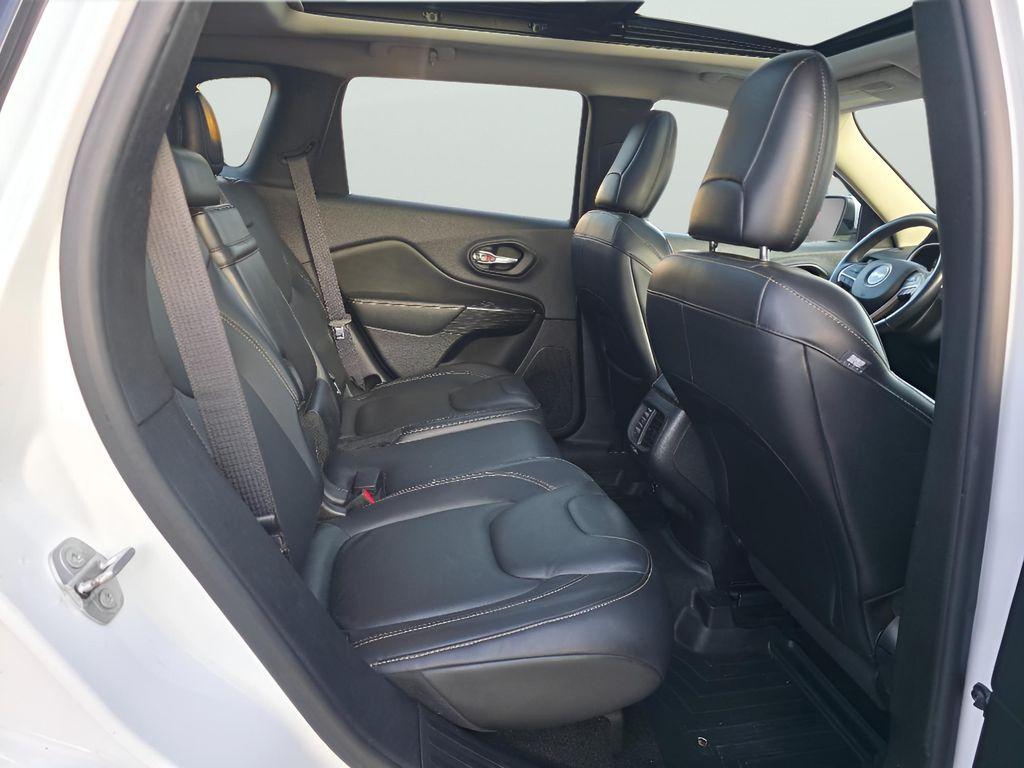 used 2016 Jeep Cherokee car, priced at $9,663