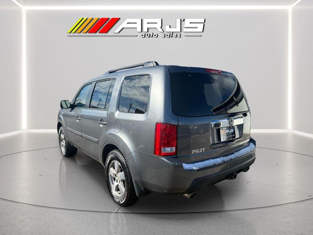 used 2011 Honda Pilot car, priced at $8,324