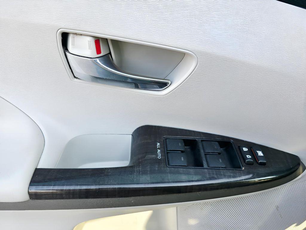 used 2013 Toyota Venza car, priced at $11,377