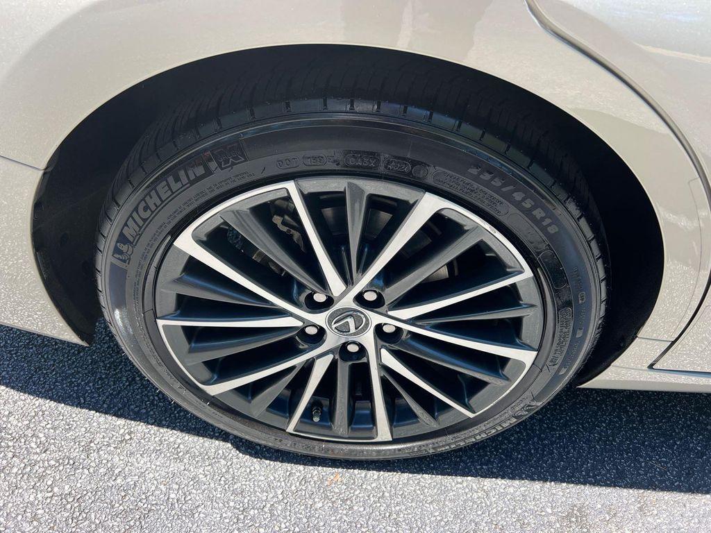 used 2023 Lexus ES 350 car, priced at $41,994
