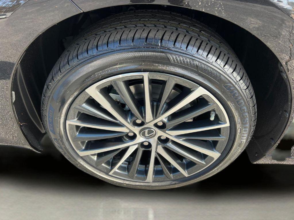 new 2025 Lexus ES 350 car, priced at $48,940