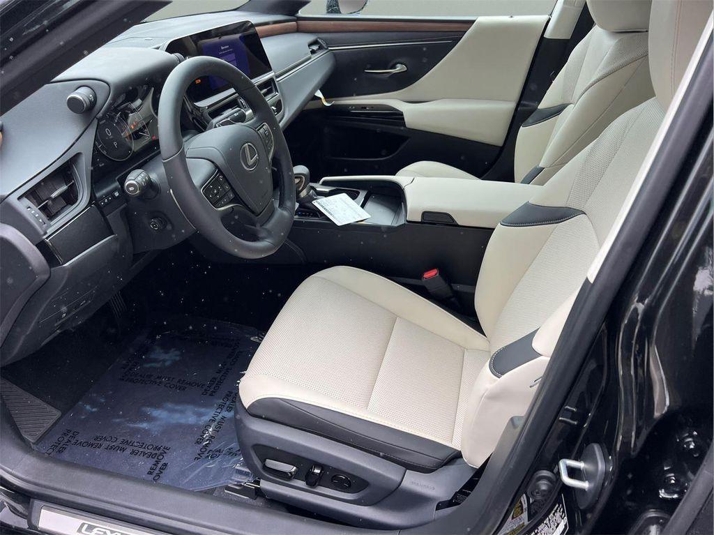 new 2025 Lexus ES 350 car, priced at $48,325
