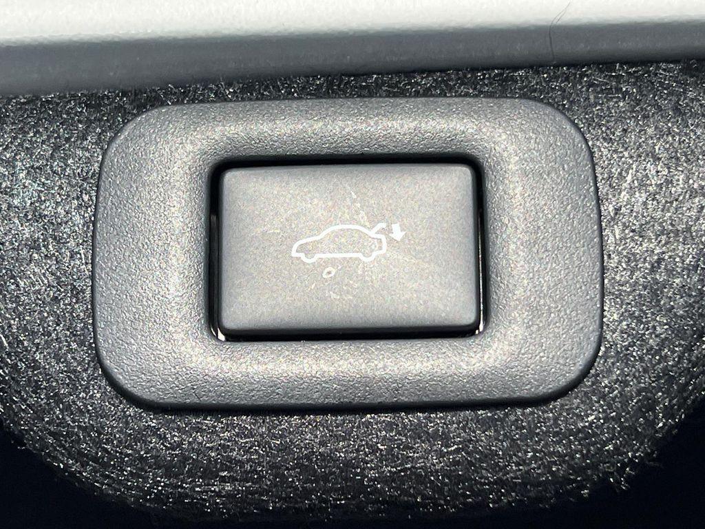 new 2025 Lexus ES 350 car, priced at $56,125