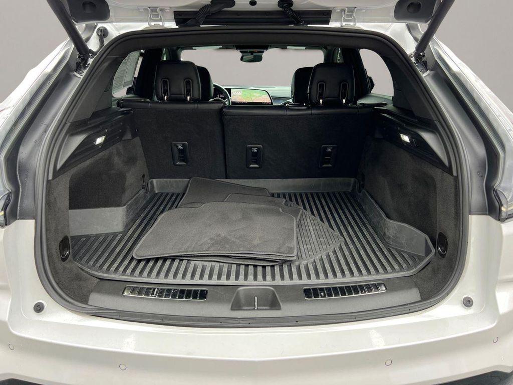 used 2024 Cadillac XT4 car, priced at $34,990