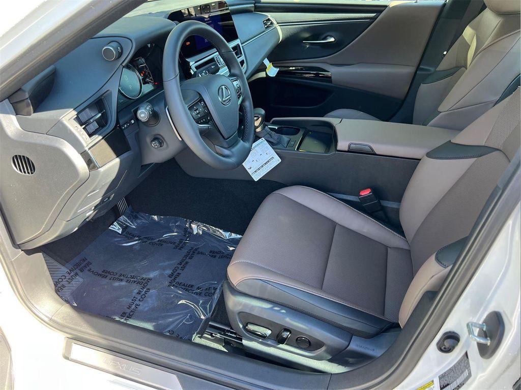 new 2025 Lexus ES 350 car, priced at $48,354