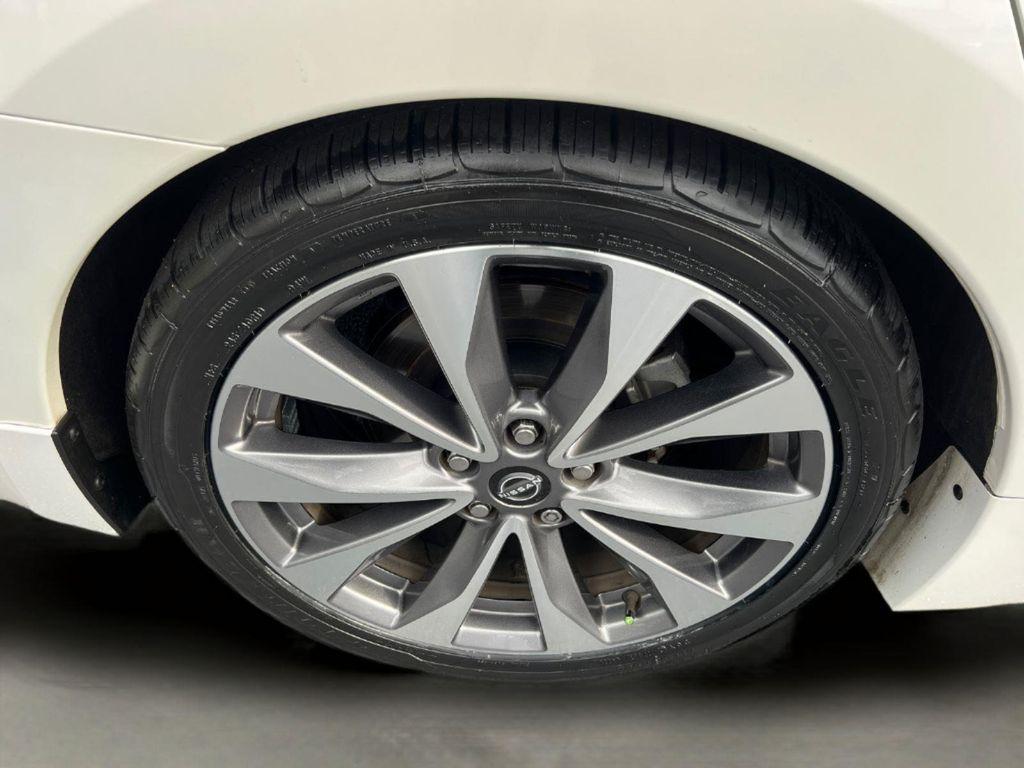 used 2023 Nissan Maxima car, priced at $30,980