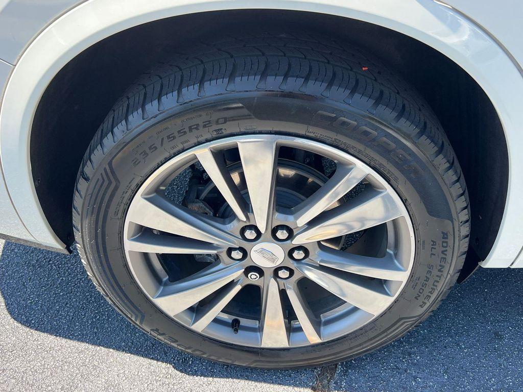 used 2021 Cadillac XT6 car, priced at $22,940