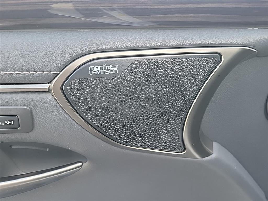 used 2020 Lexus ES 350 car, priced at $34,419