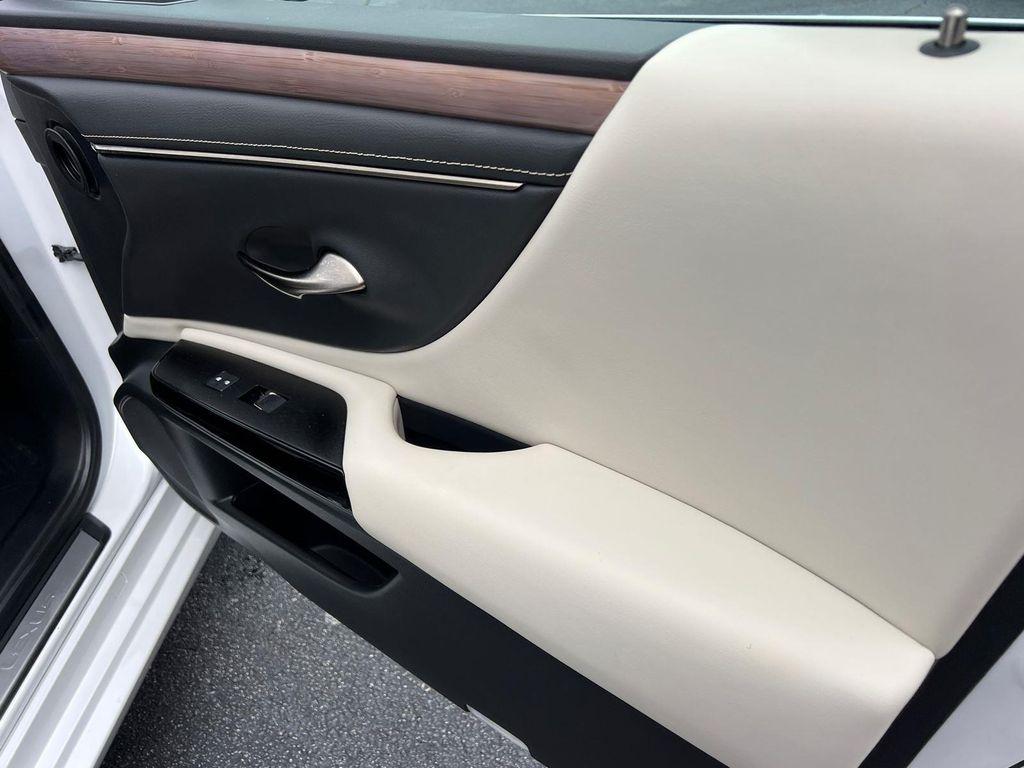 used 2023 Lexus ES 350 car, priced at $40,990