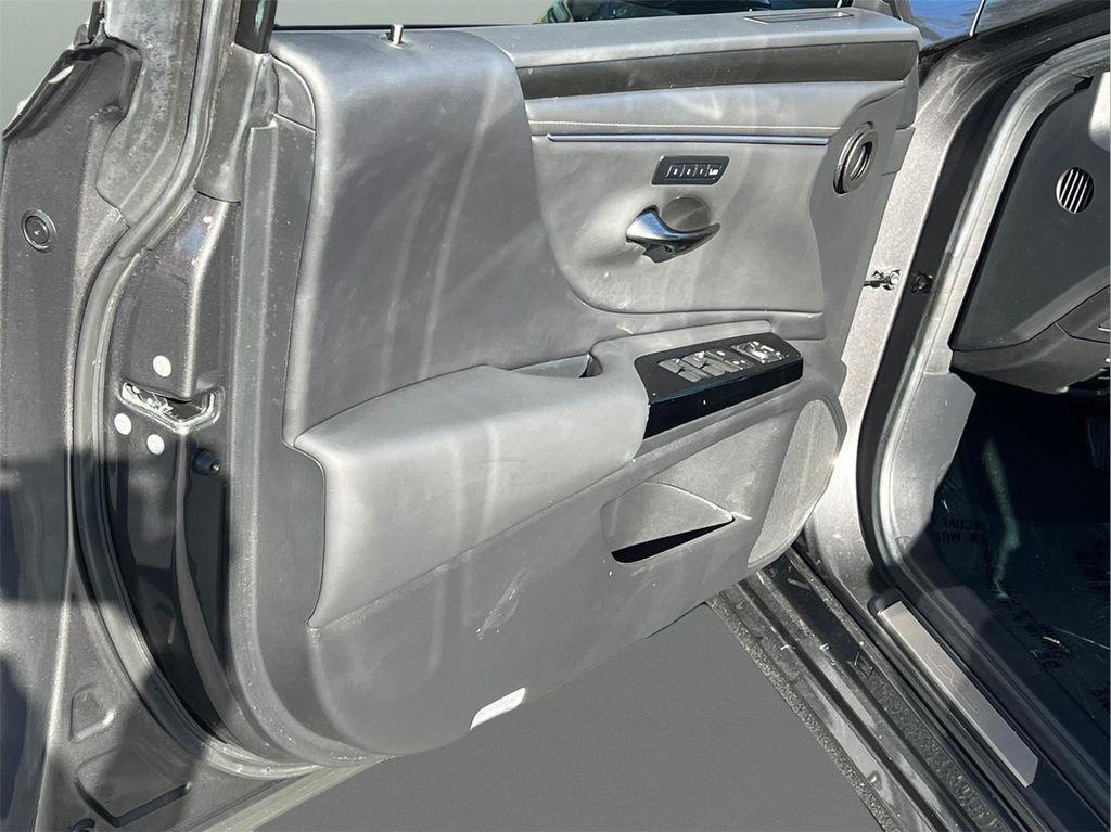 used 2024 Lexus ES 350 car, priced at $43,390