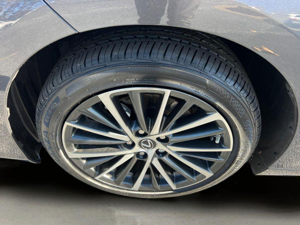 used 2024 Lexus ES 350 car, priced at $43,390