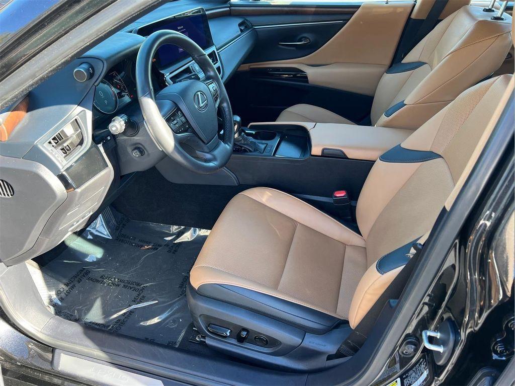 used 2025 Lexus ES 350 car, priced at $41,990