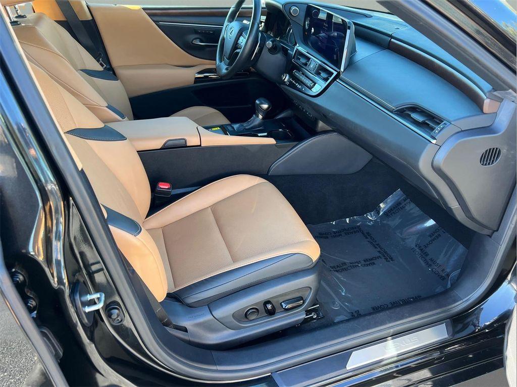 used 2025 Lexus ES 350 car, priced at $41,990