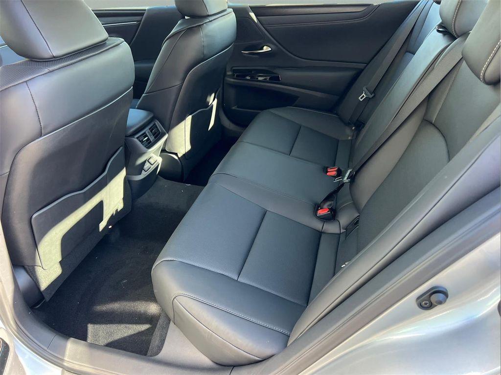 new 2025 Lexus ES 350 car, priced at $48,175