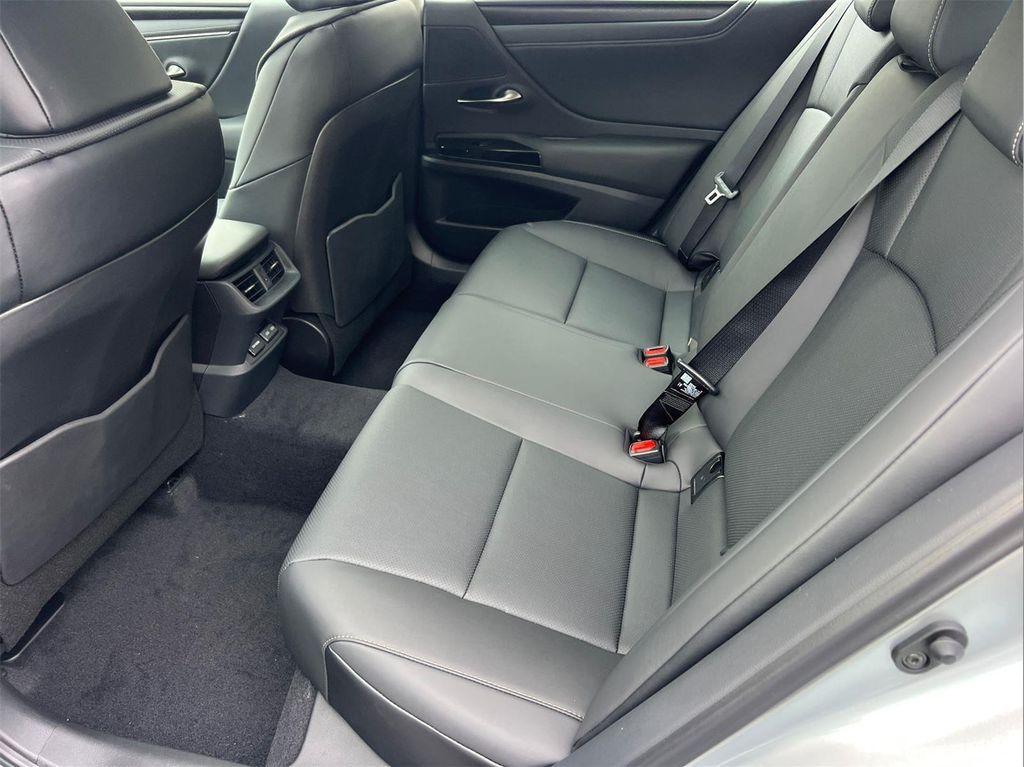 new 2025 Lexus ES 350 car, priced at $48,265