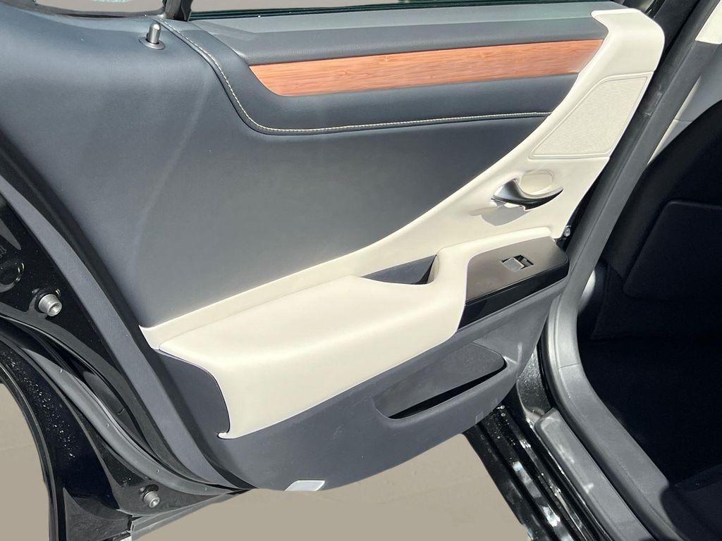 new 2025 Lexus ES 350 car, priced at $48,584