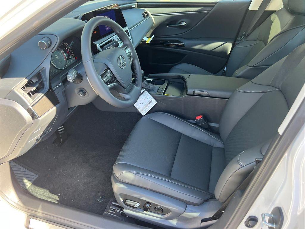 new 2025 Lexus ES 350 car, priced at $48,045