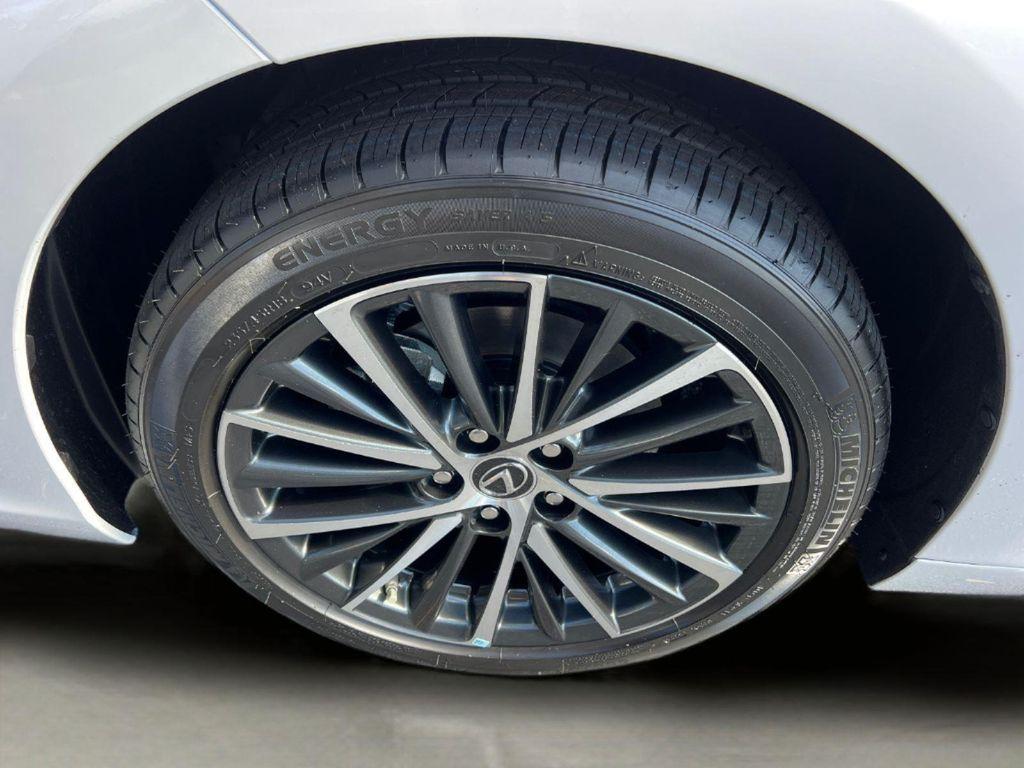 new 2025 Lexus ES 350 car, priced at $48,120