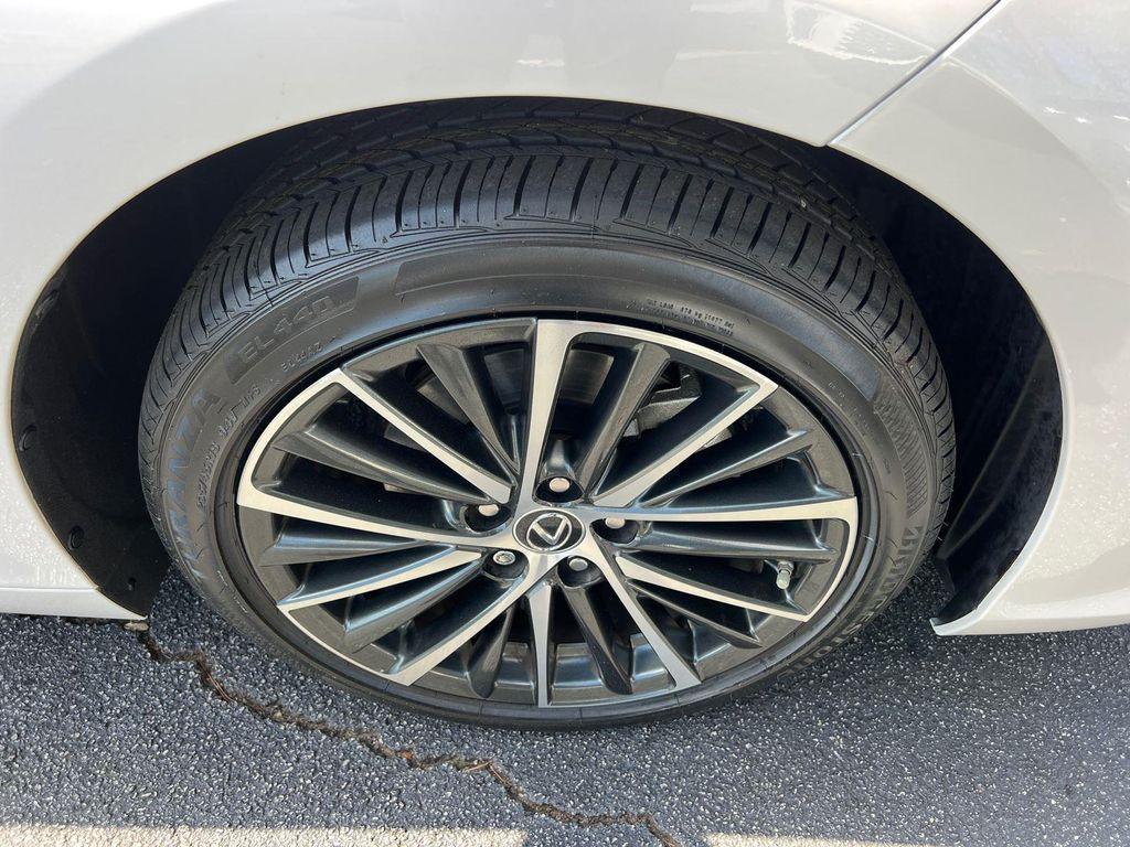 used 2025 Lexus ES 350 car, priced at $44,990