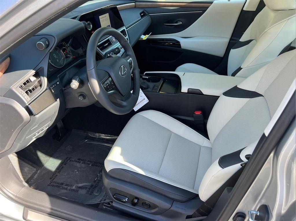 new 2025 Lexus ES 350 car, priced at $48,354