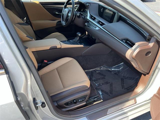 used 2021 Lexus ES 350 car, priced at $25,494