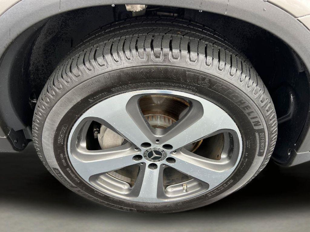 used 2020 Mercedes-Benz GLC 300 car, priced at $24,290