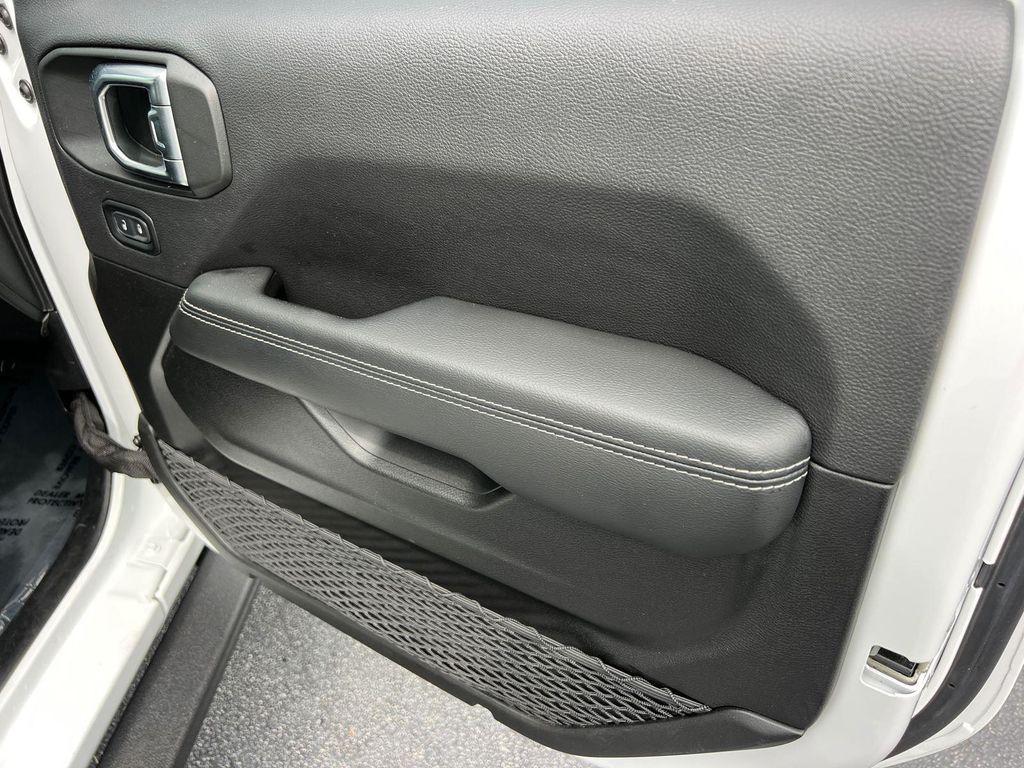 used 2023 Jeep Gladiator car, priced at $35,990