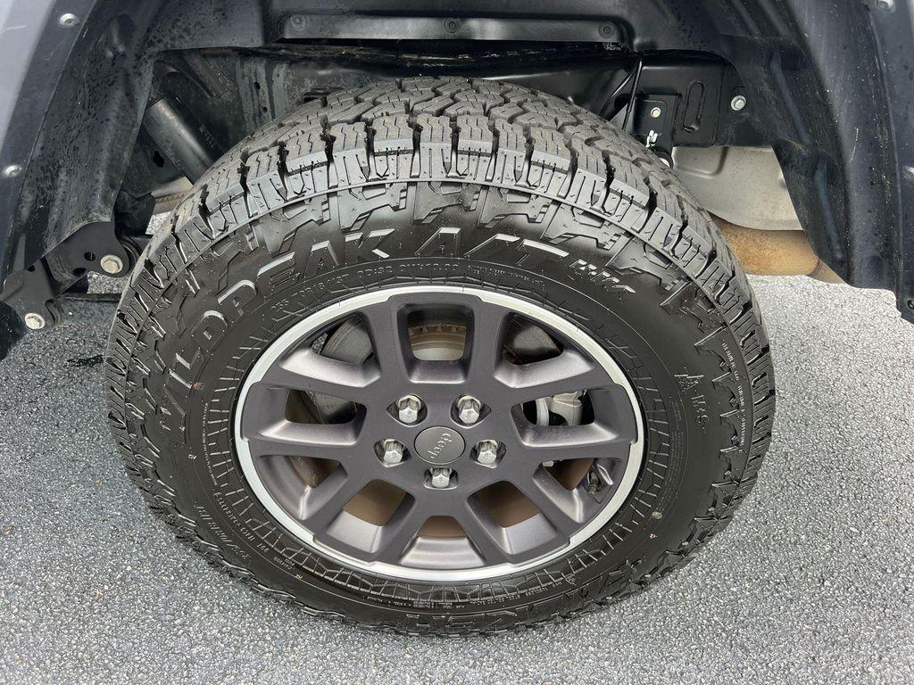 used 2023 Jeep Gladiator car, priced at $35,990