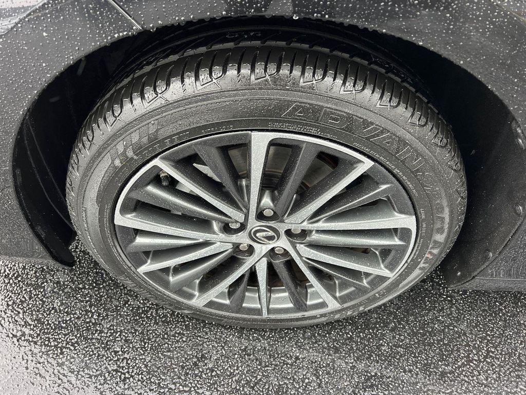 used 2024 Lexus ES 350 car, priced at $38,890