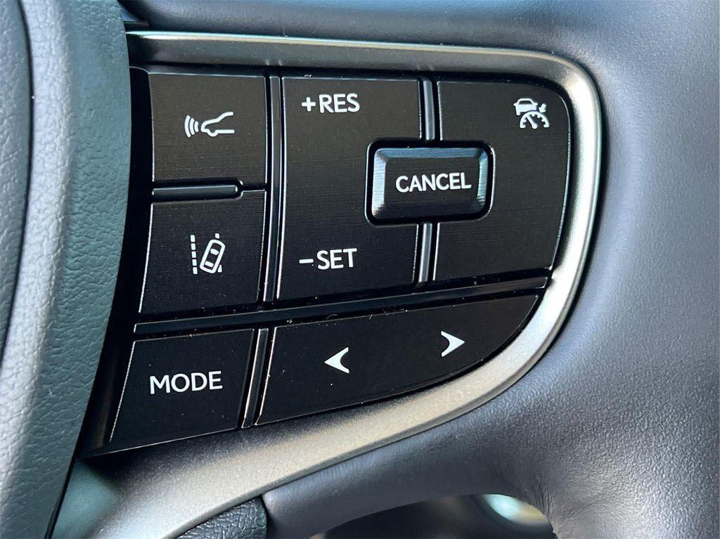 new 2025 Lexus ES 350 car, priced at $50,334