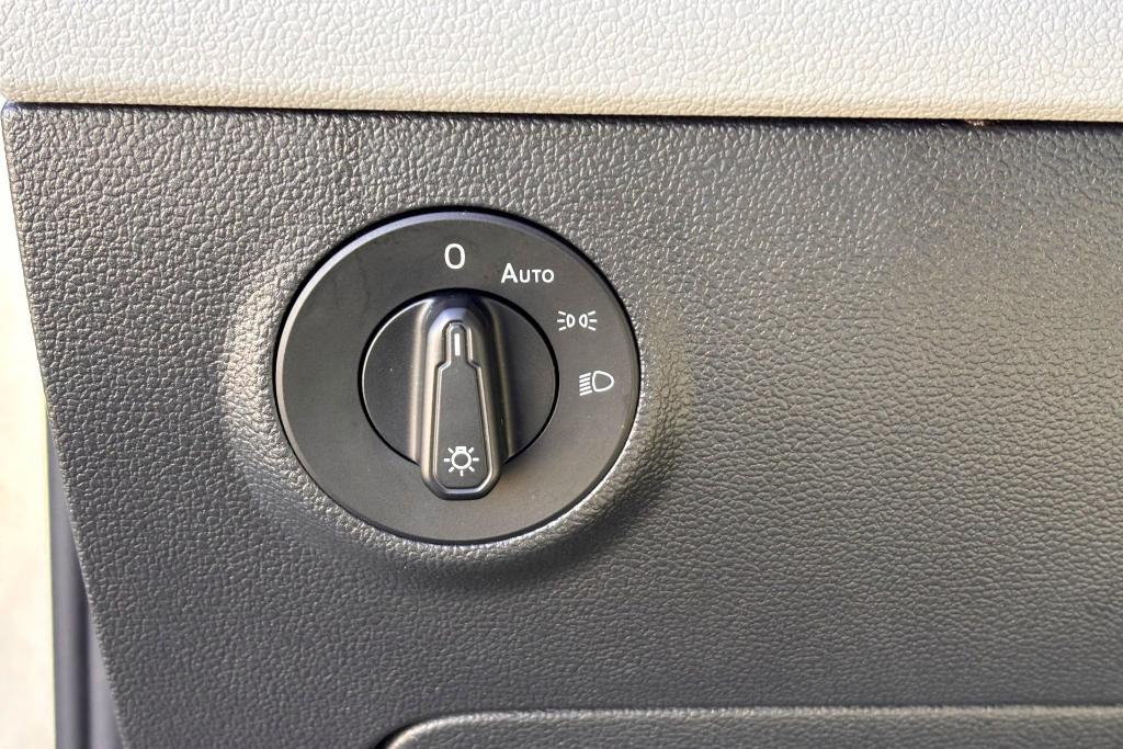 used 2022 Volkswagen Taos car