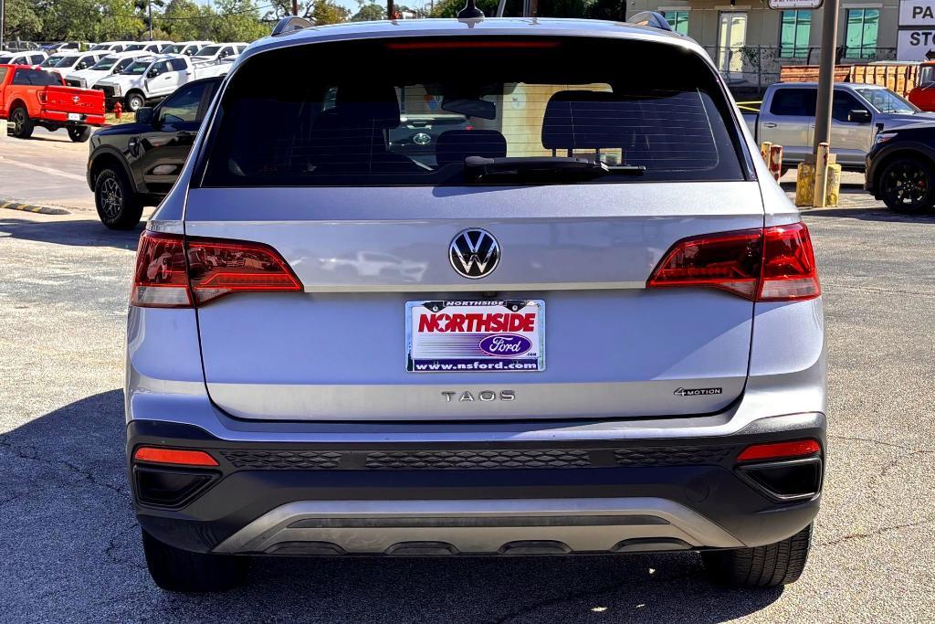 used 2022 Volkswagen Taos car