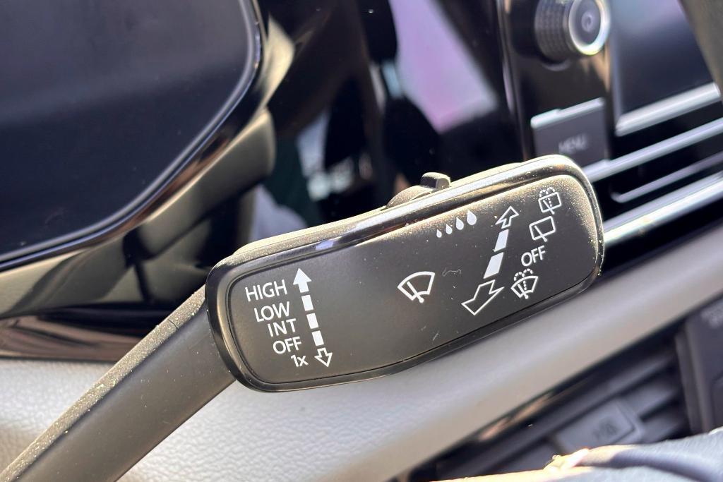 used 2022 Volkswagen Taos car