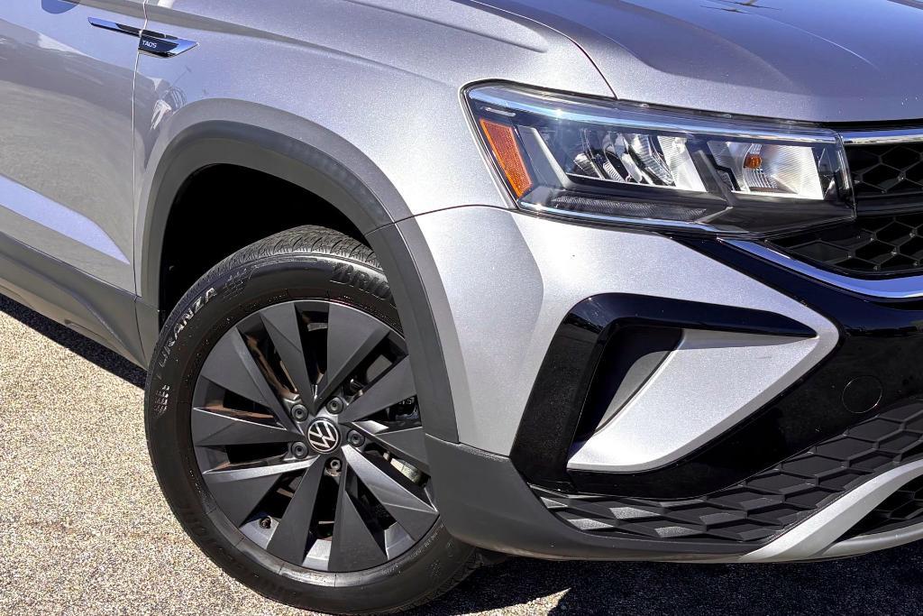 used 2022 Volkswagen Taos car