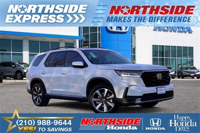 new 2025 Honda Pilot car, priced at $51,550