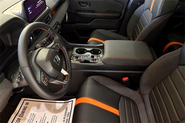 new 2025 Honda HR-V car, priced at $28,895