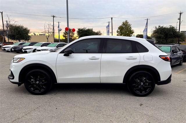 new 2025 Honda HR-V car, priced at $29,350