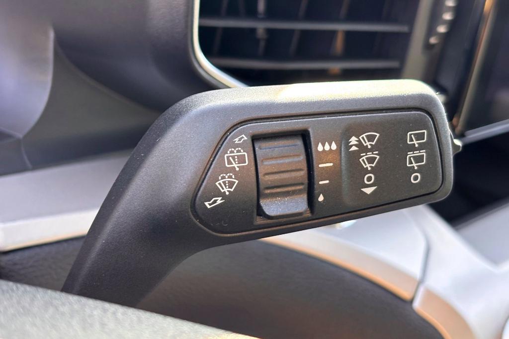 used 2023 Ford Explorer car