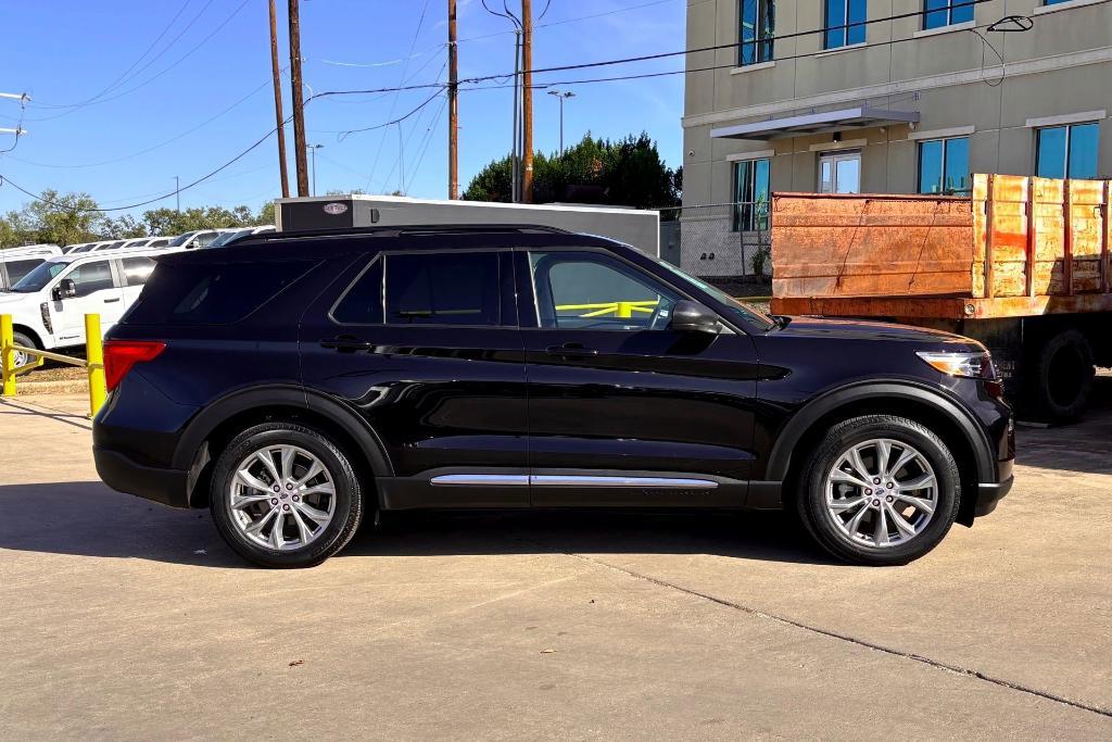 used 2023 Ford Explorer car