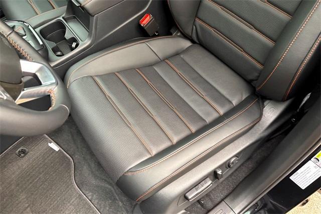 new 2026 Honda CR-V Hybrid car, priced at $40,175