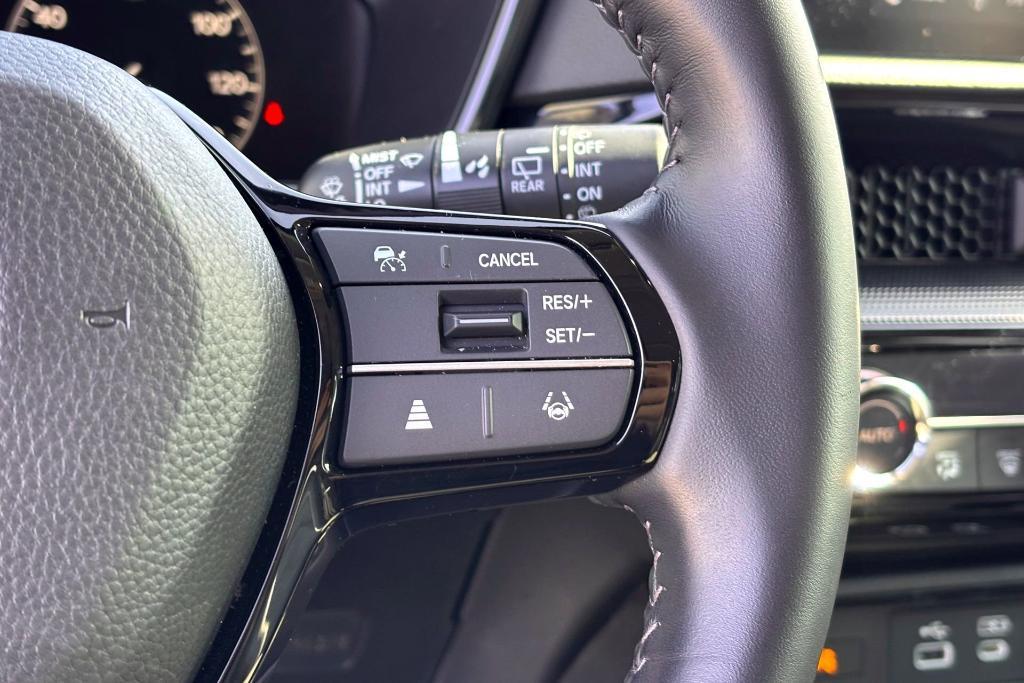 used 2025 Honda CR-V car, priced at $33,977