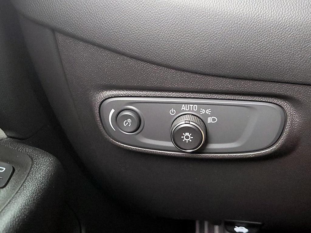 used 2022 Chevrolet Equinox car, priced at $19,998