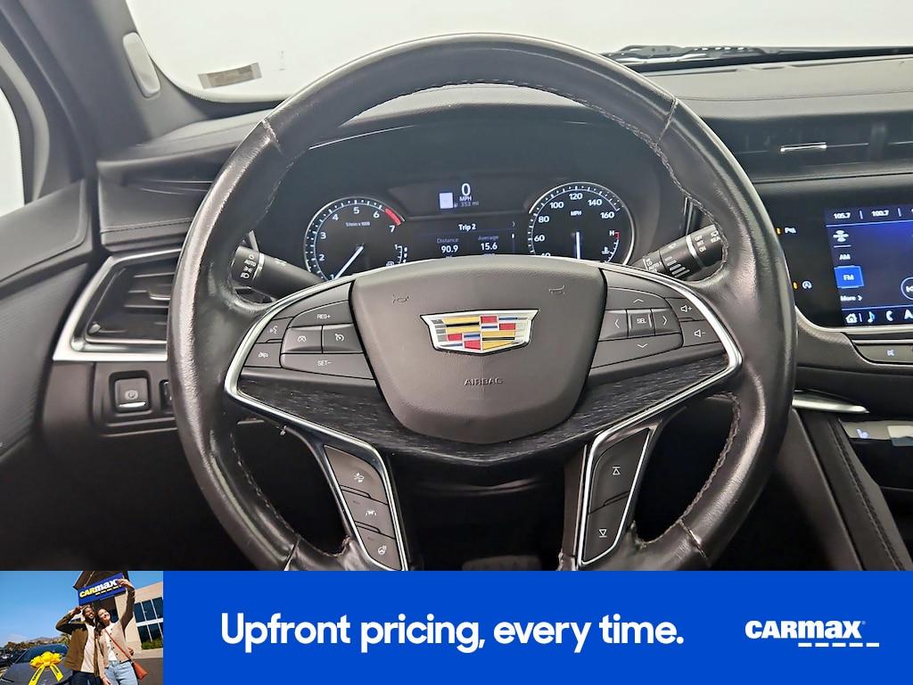 used 2023 Cadillac XT5 car, priced at $28,998