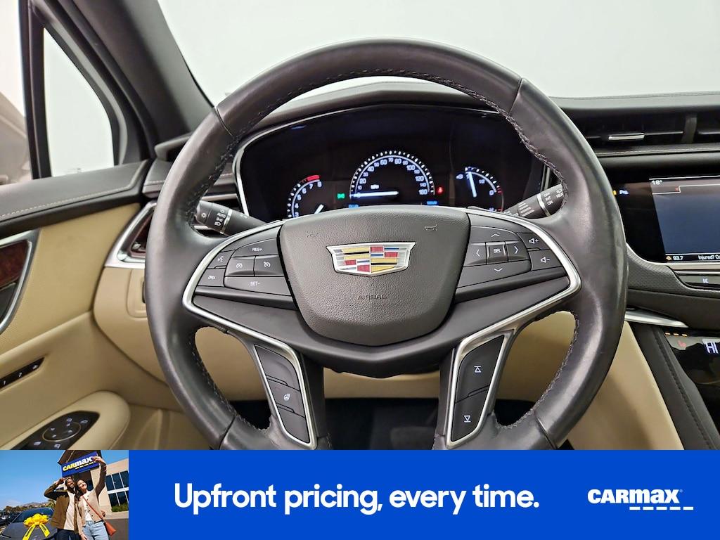 used 2017 Cadillac XT5 car, priced at $19,998