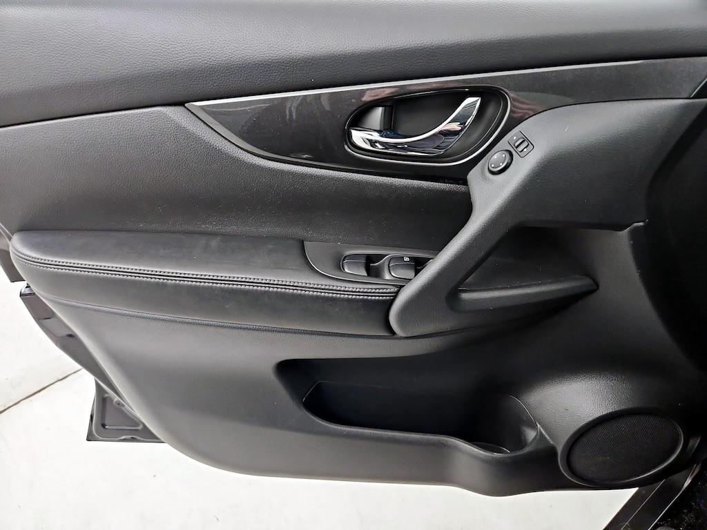 used 2017 Nissan Rogue car, priced at $14,998