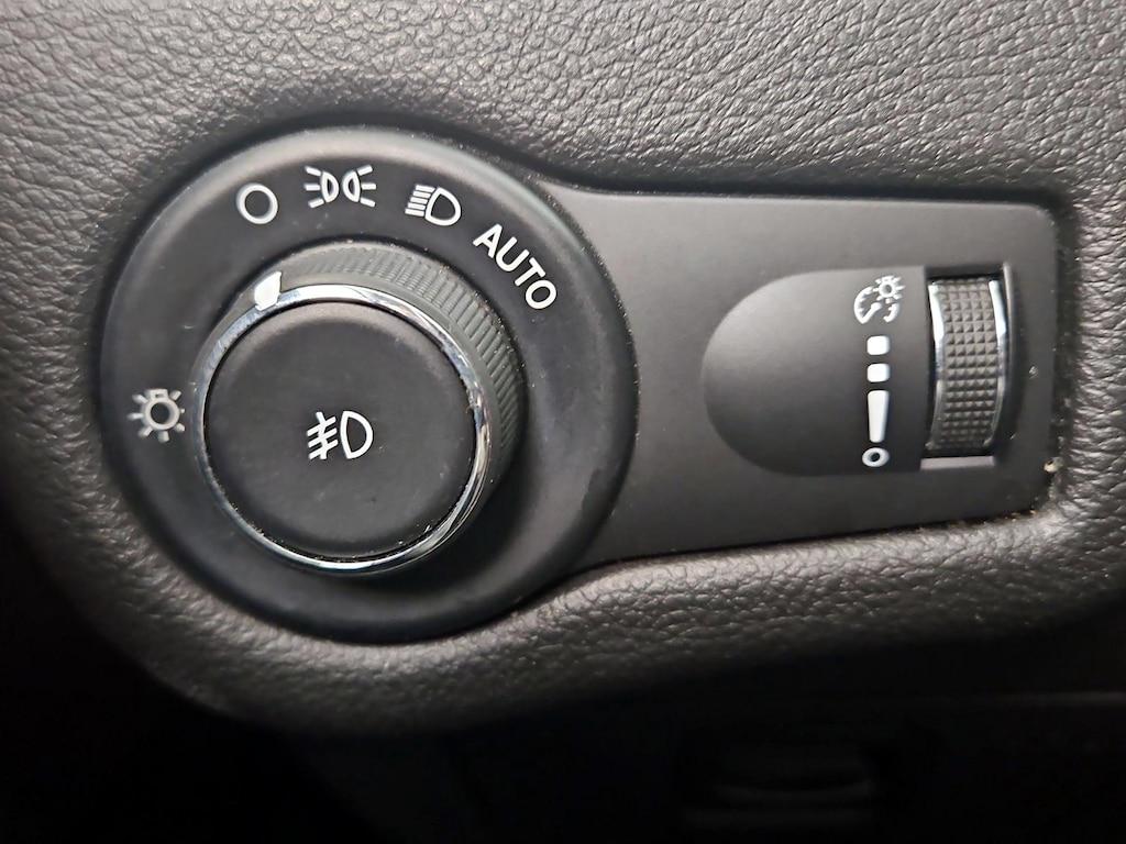 used 2019 Jeep Cherokee car, priced at $16,998