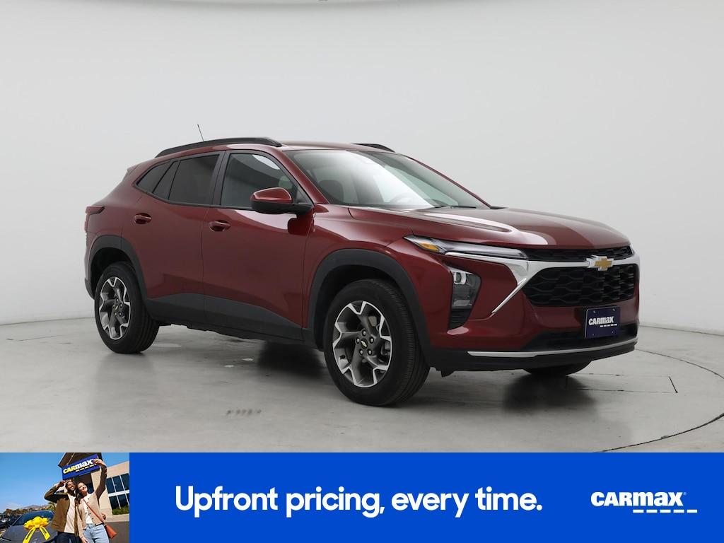 used 2025 Chevrolet Trax car, priced at $22,998