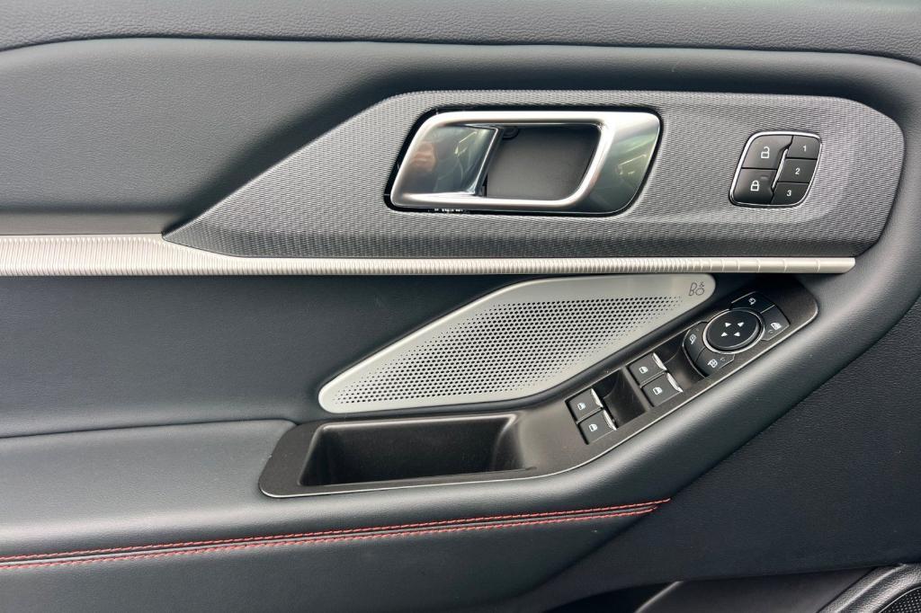 new 2026 Ford Explorer car