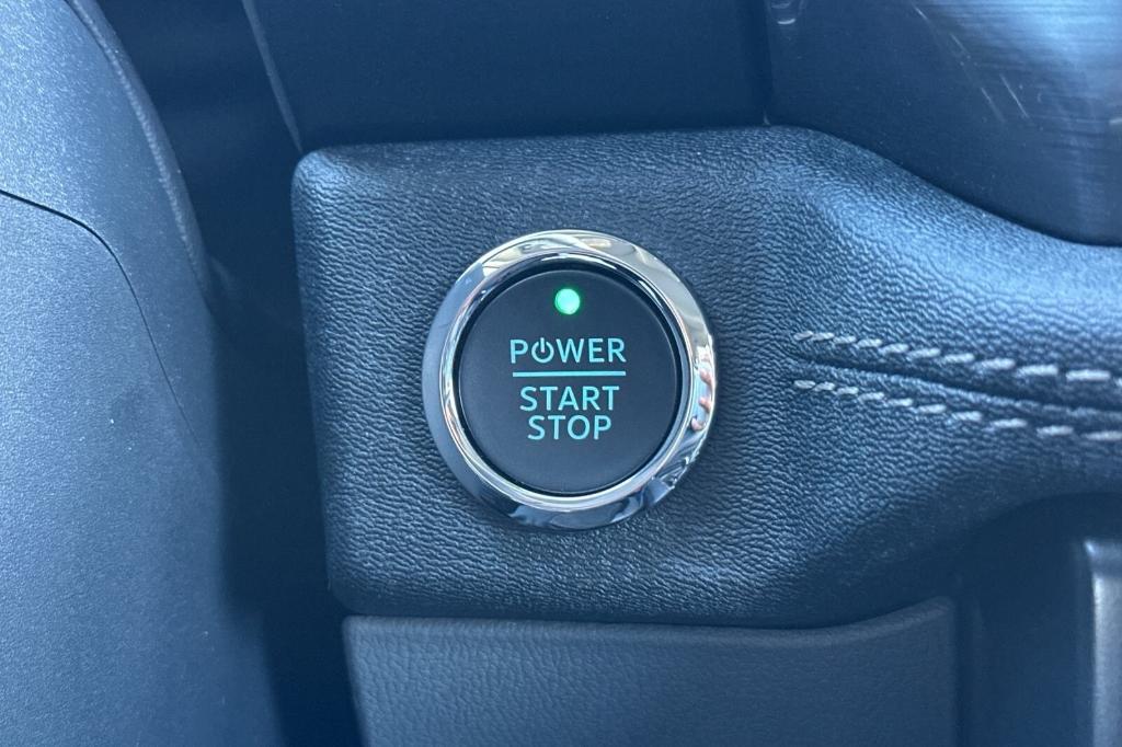 new 2025 Ford F-150 Lightning car, priced at $65,864